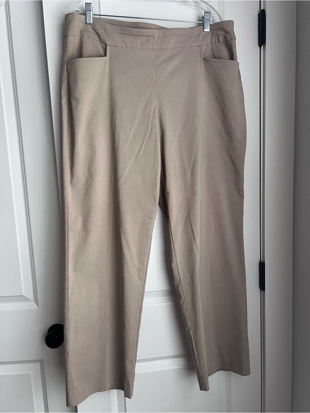 Time & Tru Khaki Pull-On Straight Trousers, XL (16/18)